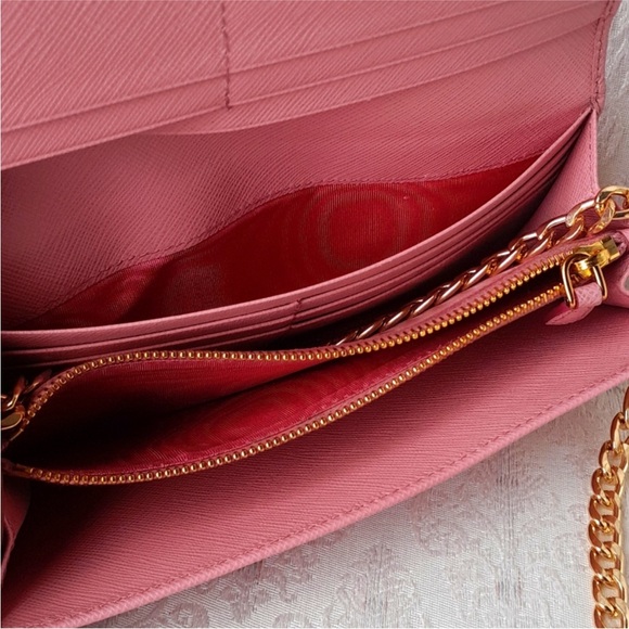 Prada Stunning Wallet/Cross body! - Picture 10 of 16